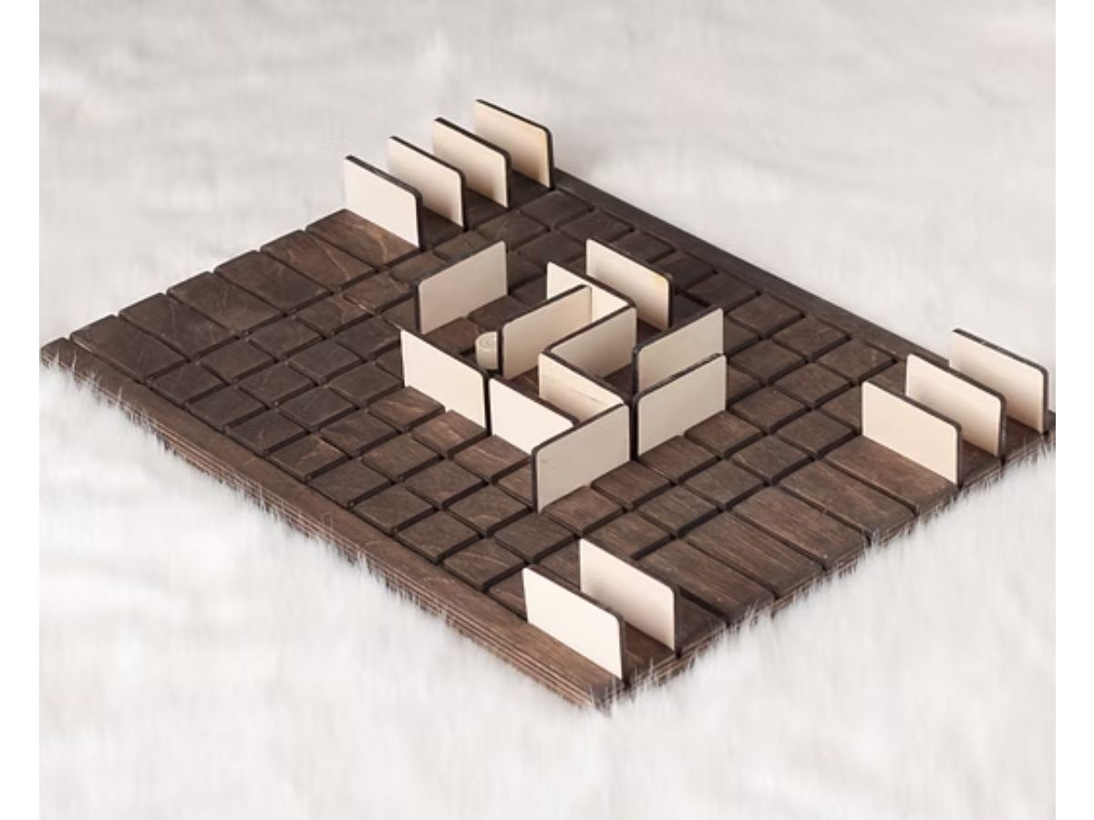 Սեղանի Խաղ – Լաբիրինթ – Quoridor