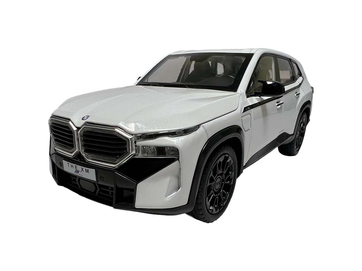 Մետ. BMW XM 1:24. Ծխով 6 բացվ. ԷԼլ.