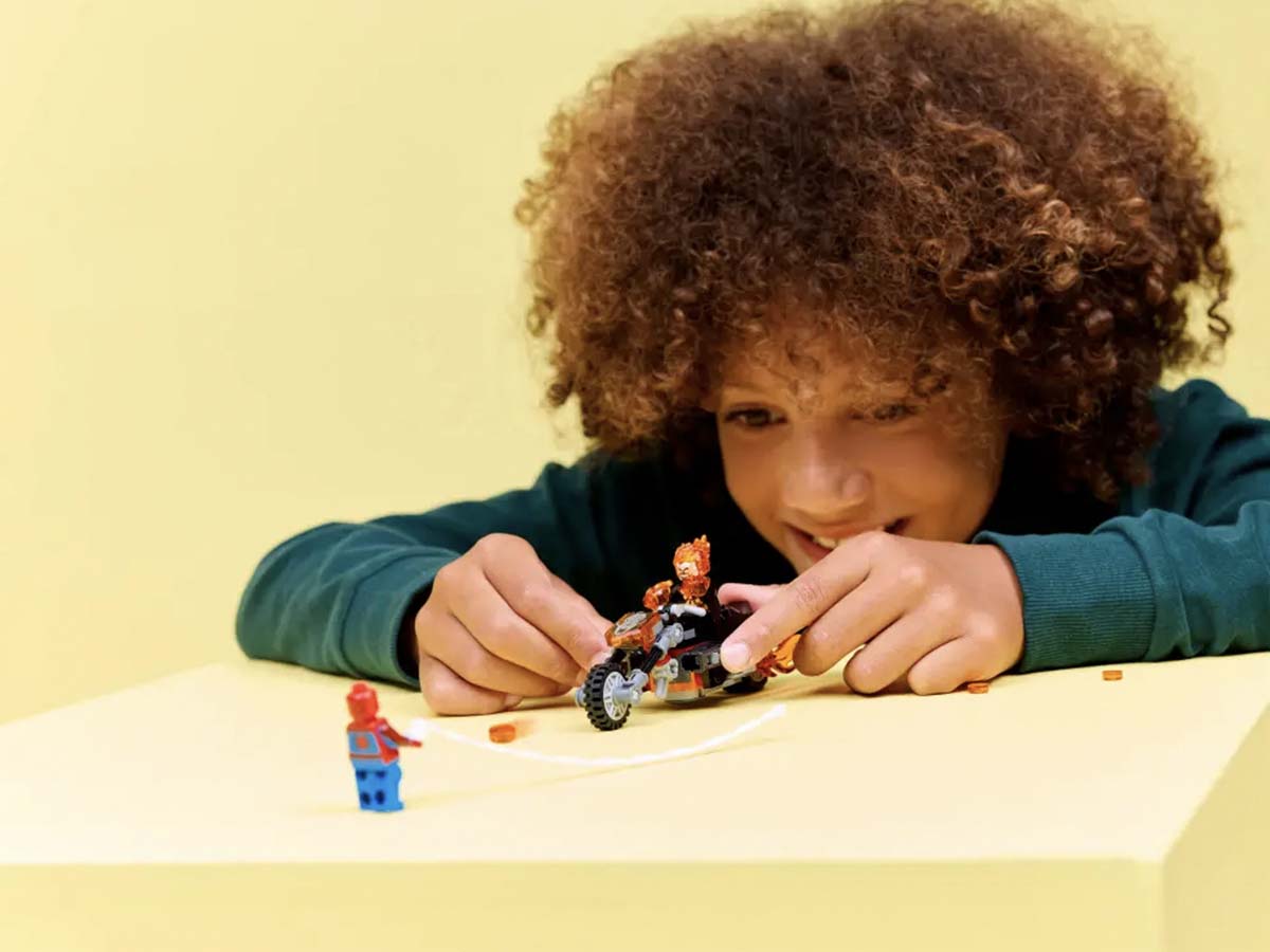 ԿԱՌՈՒՑՈՂԱԿԱՆ ԽԱՂ MARVEL ԷՊԻԿԱԿԱՆ ՄԱՐՏ. ՍԱՐԴ-ՄԱՐԴՆ ԸՆԴԴԵՄ ՍԵՆԴՄԵՆԻ