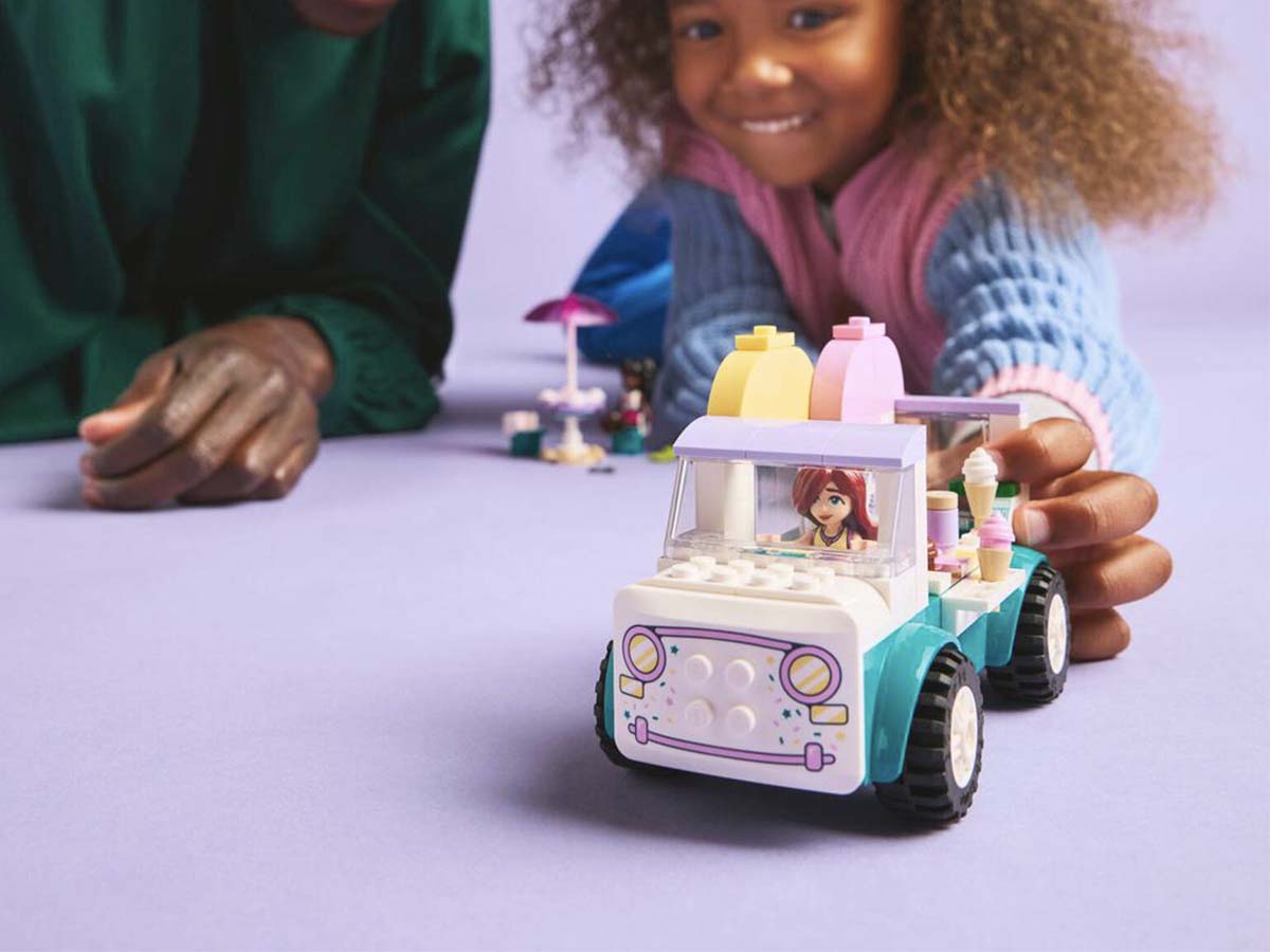 ԿԱՌՈՒՑՈՂԱԿԱՆ ԽԱՂ FRIENDS HEARTLAKE ՔԱՂԱՔԻ ՊԱՂՊԱՂԱԿԻ ՄԵՔԵՆԱ