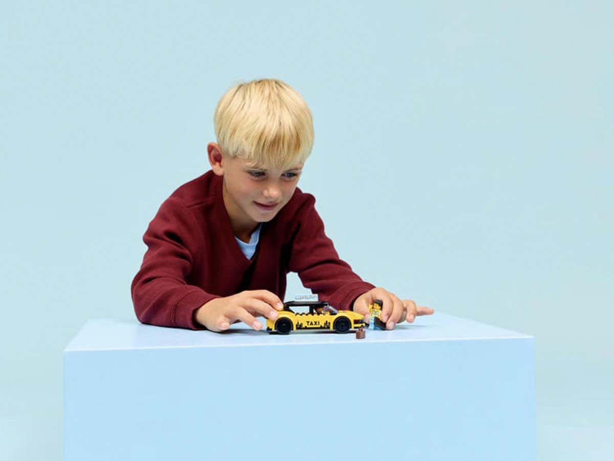 ԿԱՌՈՒՑՈՂԱԿԱՆ ԽԱՂ CITY ԴԵՂԻՆ ՏԱՔՍԻ