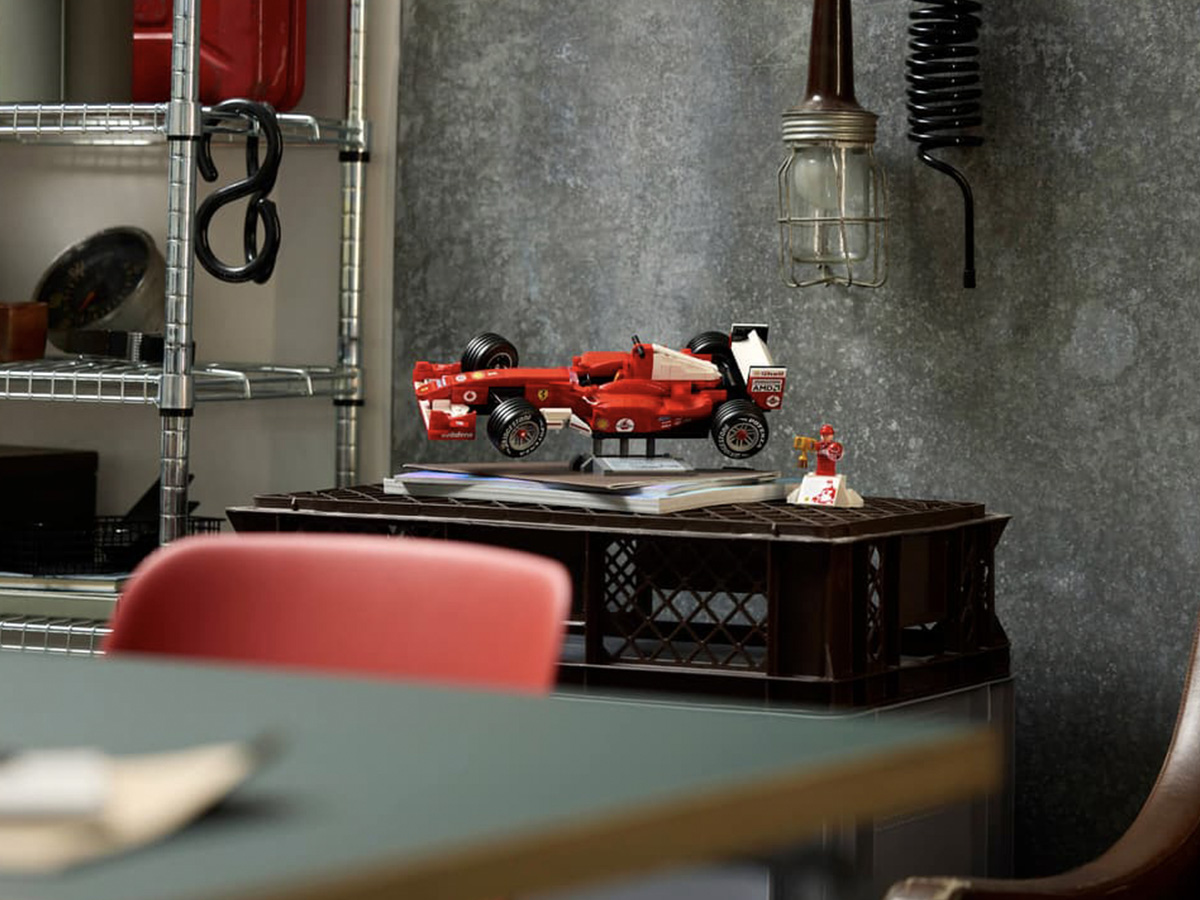 ԿԱՌՈՒՑՈՂԱԿԱՆ ԽԱՂ ICONS FERRARI F2004 և ՄԻԽԱՅԵԼ ՇՈՒՄԱԽԵՐԸ