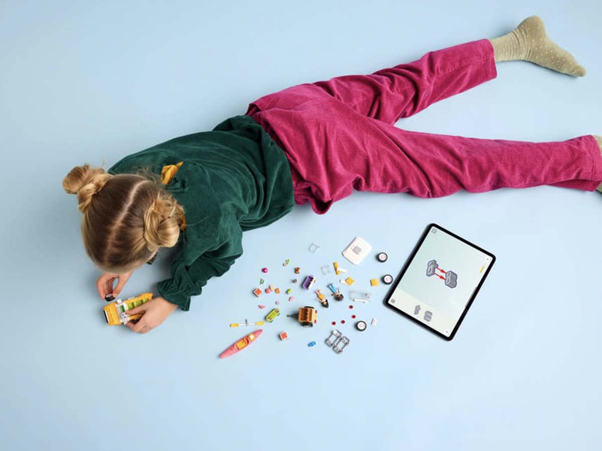 ԿԱՌՈՒՑՈՂԱԿԱՆ ԽԱՂ FRIENDS ՃԱՆԱՊԱՐՀՈՐԴՈՒԹՅԱՆ ՄԵՔԵՆԱ ԸՆԿԵՐՈՒԹՅՈՒՆ